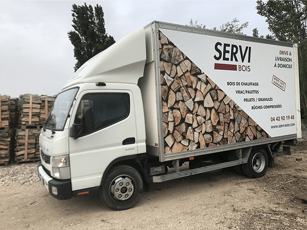 Premium Brennholz 30 cm 1,3 m3 trocken gedämpft auf Palette